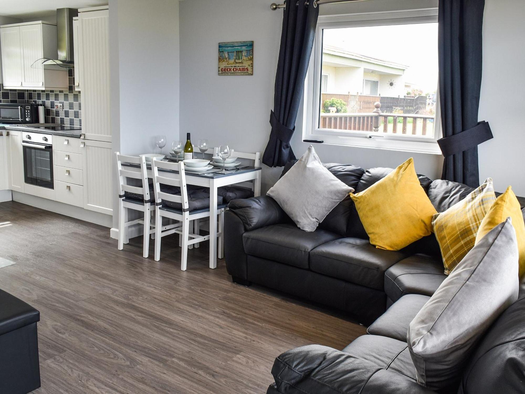 Once Upon A Tide Villa Bacton  Exterior photo